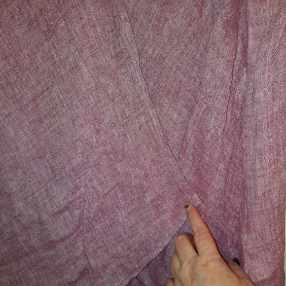 j.jill crinkled linen tank top with front drape light cranberry color sz. LG - Picture 7 of 10